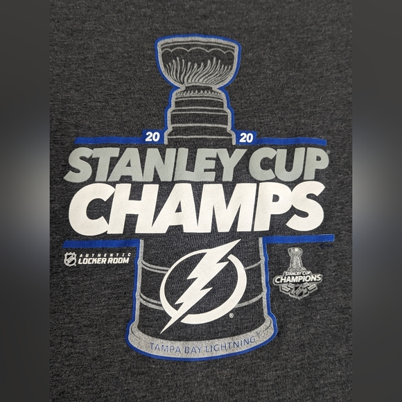 Tampa Bay Lightning Fanatics Stanley Cup Champs T Shirt Women's Size Small - Picture 3 of 7